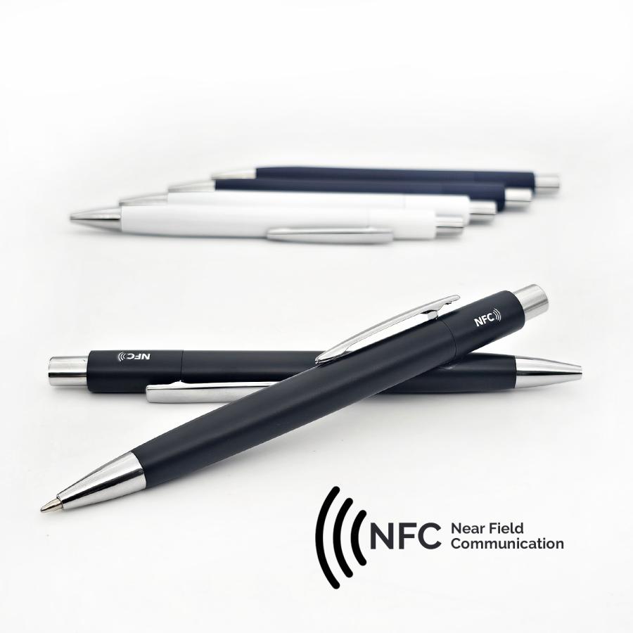 Werbekugelschreiber mit NFC-Chip aus Aluminium in Weiß, Dunkelblau und Schwarz